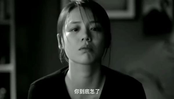 “在高速路上憋尿，不敢上厕所，因为害怕麻烦司机师傅” 从小家里就教育自己，要为别人考虑，不要那么自我……