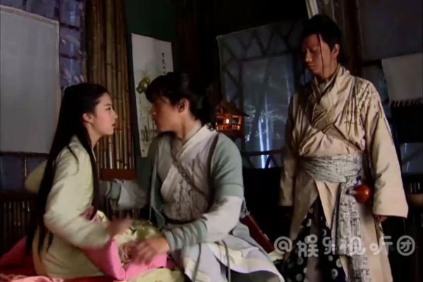 可惜时光回不去，《仙剑奇侠传》里的灵儿才是真正的美腻和灵动……