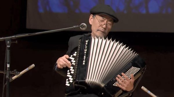 铃木常吉《石》2018年北京国家图书馆艺术中心现场版
