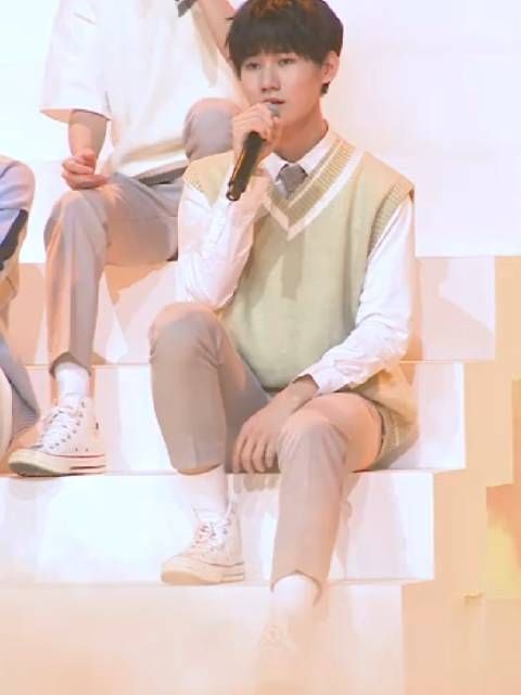 真的好好听啊，弟弟张真源的每一首舞台和歌曲都有认真对待……