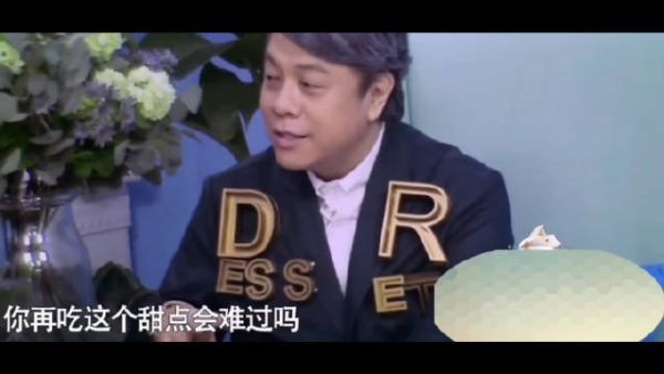 嘉尔欧巴这么帅气，怎么会没有人跟你一起喝咖啡呢？这不科学！
