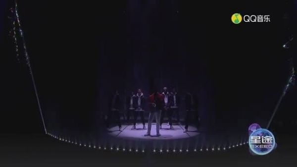 原创音乐人张艺兴，聊到音乐就滔滔不绝！