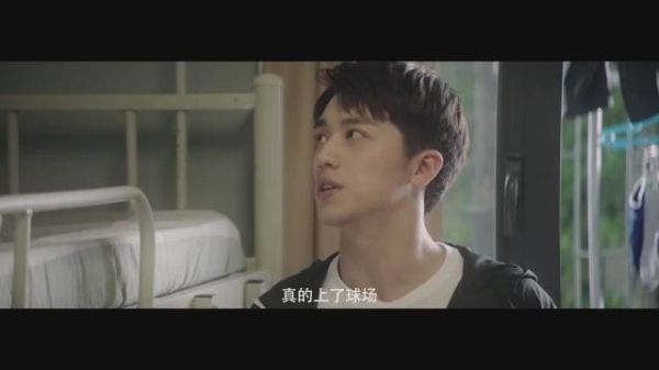 难道徐坦的小本本是佛祖吗？每次比赛都要拿出来看一看！