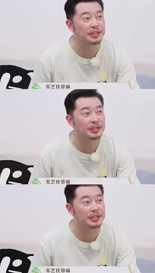 时光杀猪刀虽然有时会迟到，但永远不会缺席~ 沙溢：军艺校草……