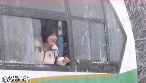 恭喜贾玲主导的第一部电影……