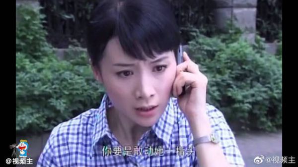 有钱爸爸丢下女儿八年，如今看到女儿长大，竟偷偷的把她带走