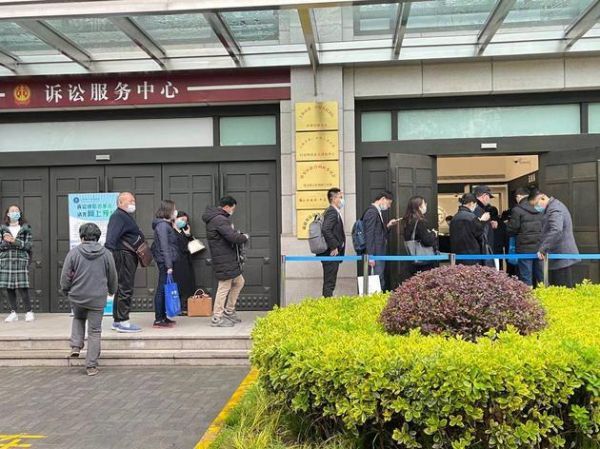 郑爽张恒纠纷案二审今日开庭(摄影/黄一辰)