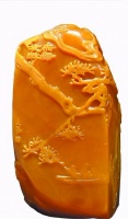 近几年,田黄可谓是拍卖市场的热点板块,行情逆势走牛,更是一两田黄万两金