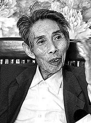 谢高华像新华社发