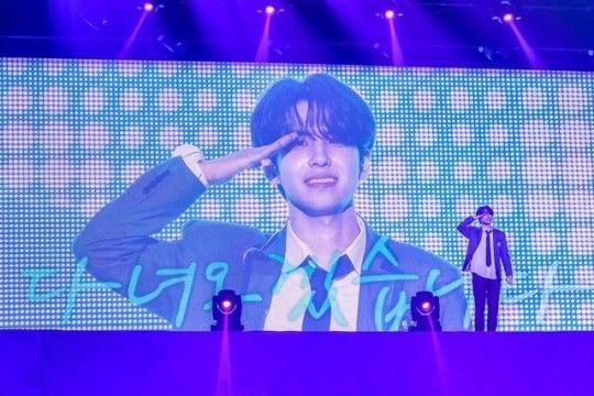 韩国男团DAY6成员元弼