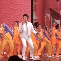 表现太好笑？网友呼吁：邓超能否常驻春晚？