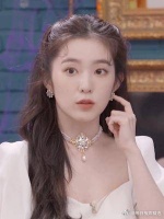 怎么能有这么美的女人!每次看她颜都会被震撼到!