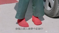 谢广坤演下车的戏，刘能一见红袜子，立马气得犯病
