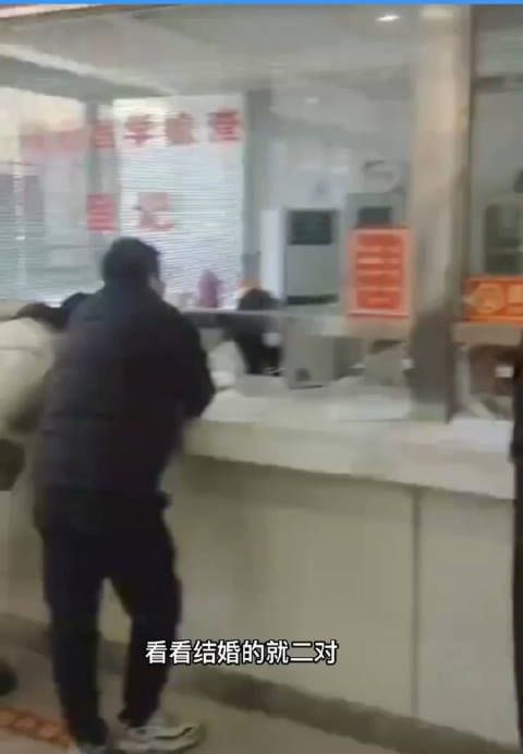 结婚证只能证明和不合法，不能代表合不合适，一张废纸而已！