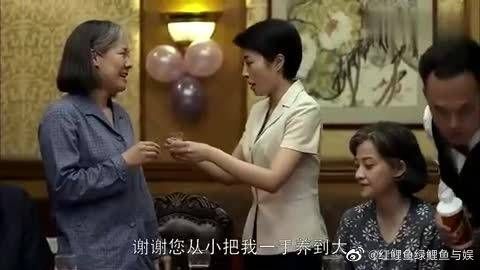 亲闺女要嫁人,妈妈泪撒全场,就怕孩子以后受委屈!