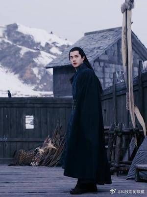 穿黑色披风的都超A的好吗！