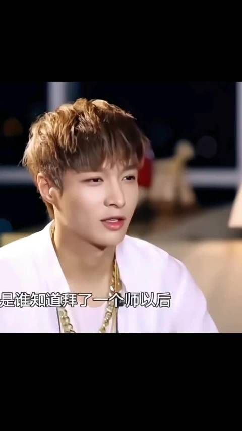一张白纸地闯荡娱乐圈,到现在建立自己的“音乐帝国”张艺兴