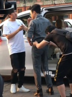 张颂文火了之后,无论是咖位,还是服务待遇……