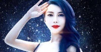 知名女星沦为18线,只能靠商演赚钱,为了讨好观众穿成这样