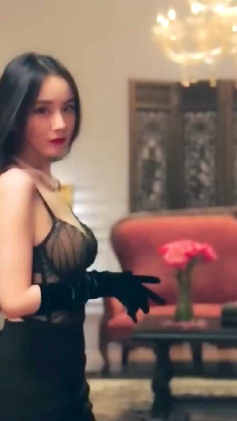 来自大幂幂的魅力,这样的女朋友和500万你会选择哪一个呢