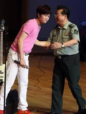 李天一入狱仅3天,梦鸽与金铁霖关系“揭露”,李双江被气进医院