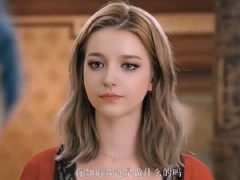 不愧是战斗民族女神,一出场就拜倒了