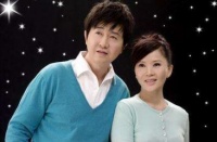 52岁付笛生老婆衰老难认,儿子如今成总裁,全家住着上亿四合院