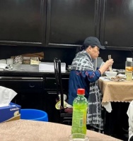 56岁邓萃雯近况曝光,素颜现身打扮朴素,脸上难掩岁月痕迹
