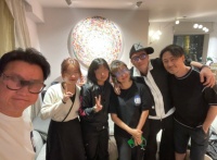 与吴卓羲私下相聚近照曝光 林峯发型和须根成网友关注焦点