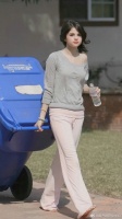 赛琳娜也太甜了吧,叫迪士尼公主不是没有原因,谁能拒绝甜妹