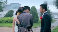 人贩子太狡猾,女子急中生智大叫爸爸,新婚夫妻成功救回孩子