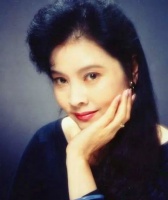 二婚嫁给小8岁的老公,婚后26年没有生子,如今60岁夫妻依旧恩爱