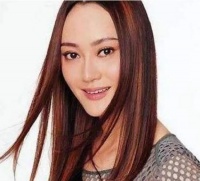 她曾是知名演员,后嫁3婚老公,却在丈夫重病选择离婚