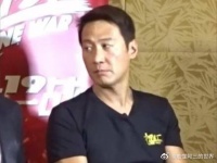 黎明久违亮相,年近60的他虽显老态,但气质依然儒雅!