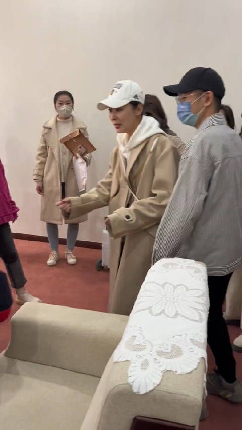狂飙里的程程昨天也去参加建工集团的座谈会了!