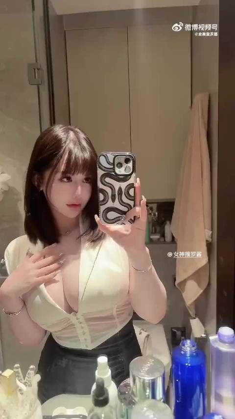 肤白貌美的阿瑟