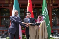 4月6日,中国外交干了两件世界瞩目的大事