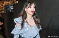 王力宏37岁前妻近照曝光,走出离婚阴霾与朋友开心庆生