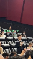 面对杜江提出的难题,嗯哼给出的回答真的情商和智商都是满分……