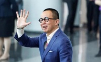 富二代李泽楷现身长沙,腰缠万贯气质突出,引起网友热议