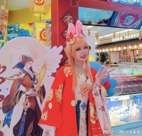 这样的小姐姐也太好看了,真像仙女一样