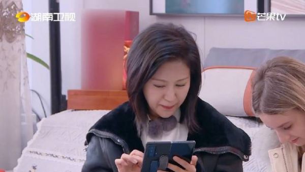 当俄罗斯媳妇遇上东北婆婆，这一声声发自肺腑的俄语“我爱你”……