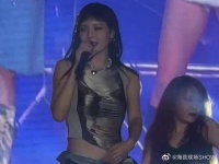 爷青回!泫雅真的美死我了!