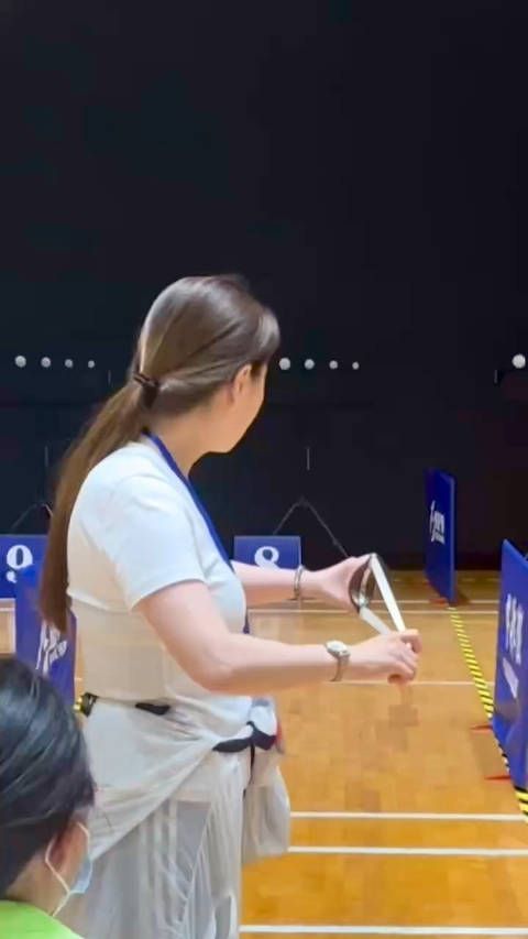 弹弓百发百中，厉害了！