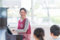 挖呀挖老师无滤镜下“秒变国字脸”,素颜真面目惊呆众网友