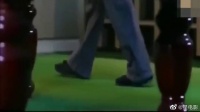 儿子被黑帮欺负,老爸亲自出场,没想到老爸是当年的大哥