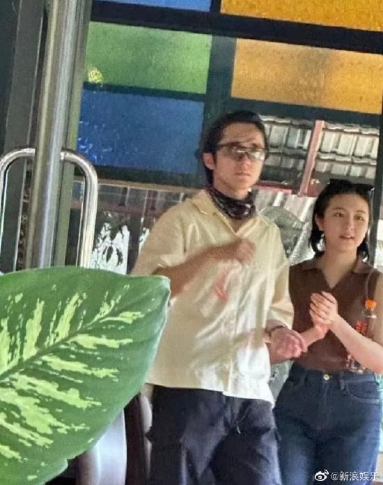 疑似张新成李兰迪同游泰国照片