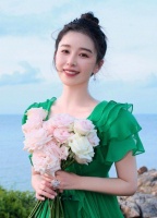 阚清子晒现场美照回应被求婚:谢谢大家