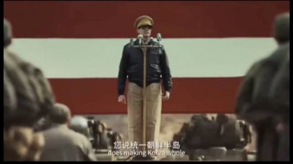外国军迷在TIKTOK上,发布了自己剪辑的的电影《长津湖》片段……