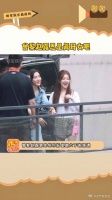 是真母女吧,很少见到有演员出了戏之后关系好这么好……